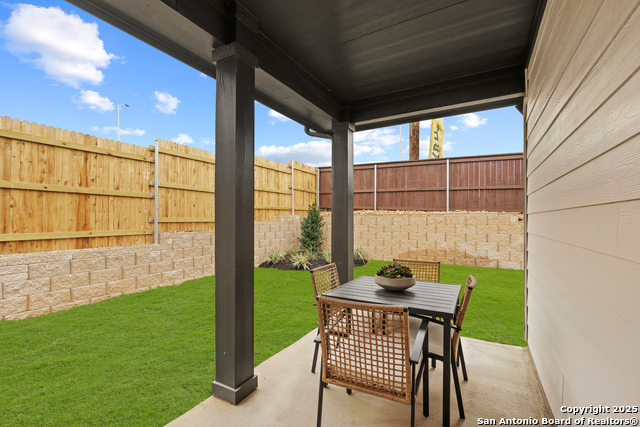 Image 21 of 34 For 233 Saddle Park