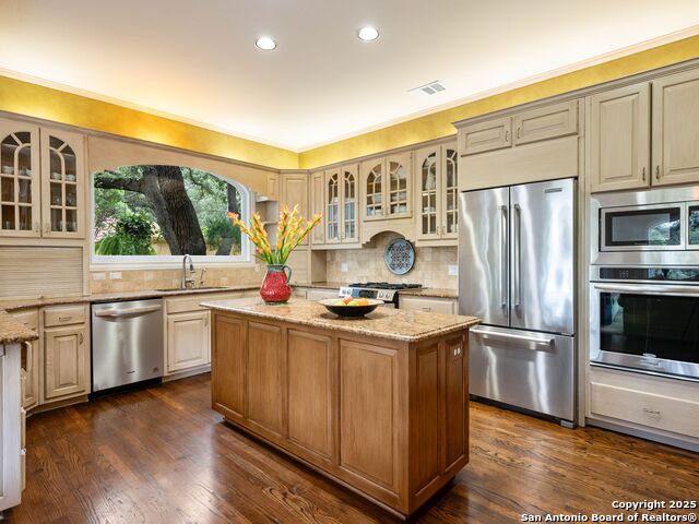 Image 20 of 36 For 43 Stratton Ln