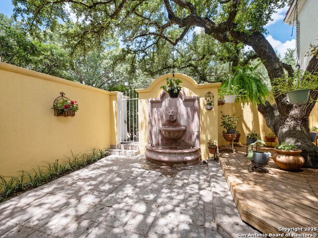 Image 30 of 36 For 43 Stratton Ln