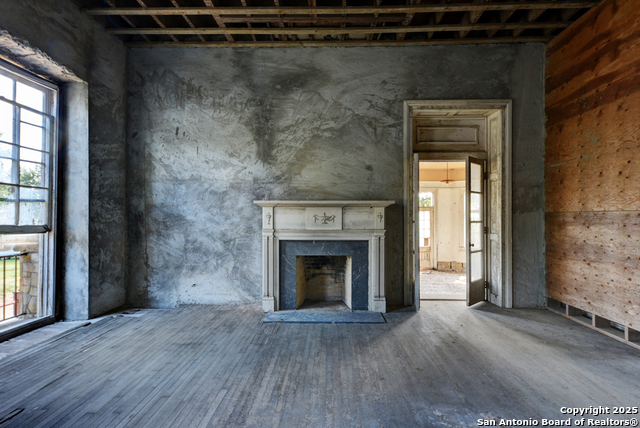 Listing photo id 19 for 6887 Von Ormy