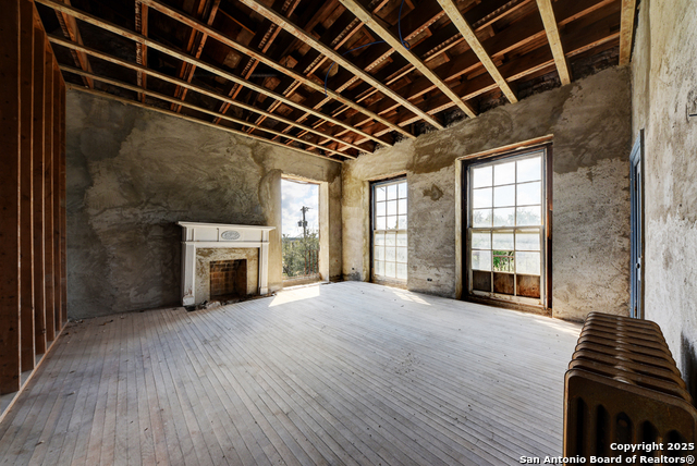 Listing photo id 22 for 6887 Von Ormy