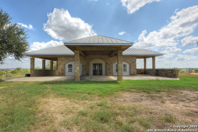 Listing photo id 32 for 6887 Von Ormy