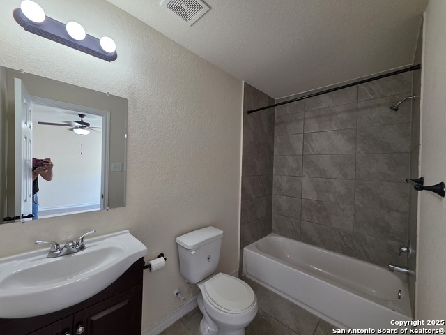 Image 10 of 20 For 16841 Showdown Path  2