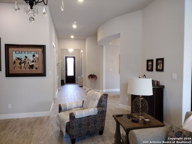 Image 11 of 41 For 12307 Merritt Villa
