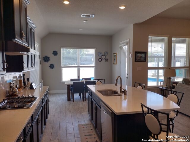 Image 20 of 41 For 12307 Merritt Villa