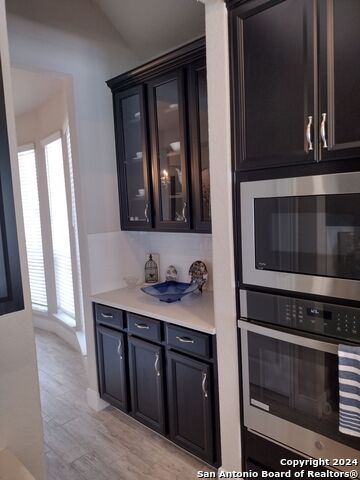 Image 22 of 41 For 12307 Merritt Villa