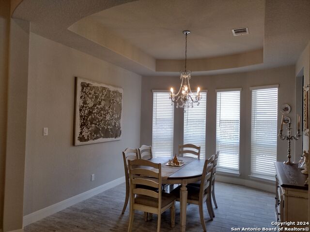 Image 6 of 41 For 12307 Merritt Villa