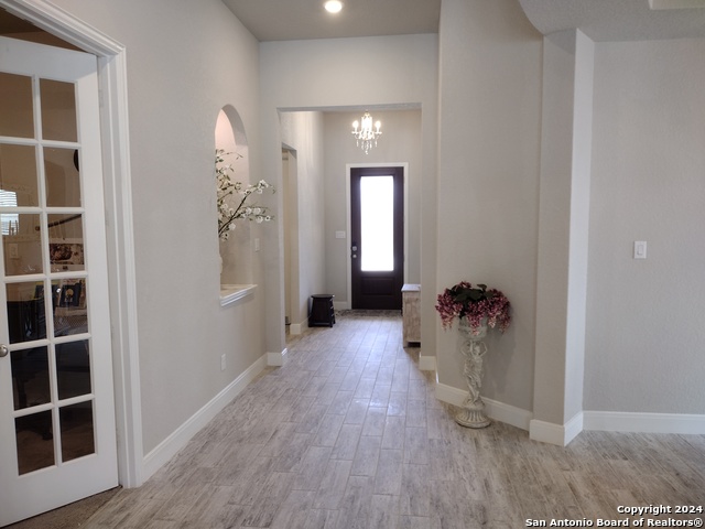 Image 8 of 41 For 12307 Merritt Villa