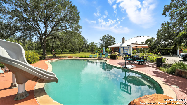 Listing photo id 10 for 6246 Fm 108  