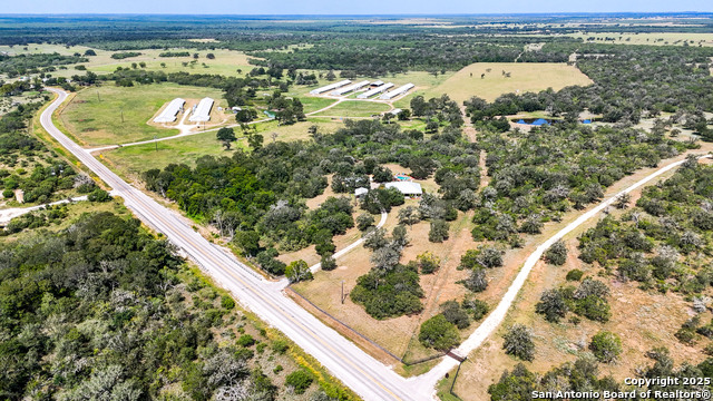 Listing photo id 46 for 6246 Fm 108  