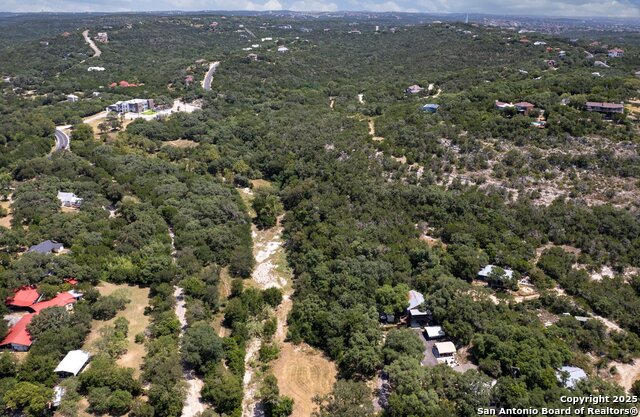 Listing photo id 13 for 13931 Old Scenic Loop Rd