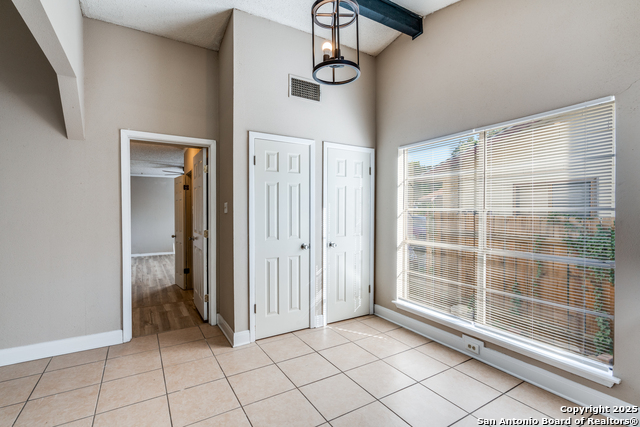 Image 10 of 25 For 14206 Short Horn