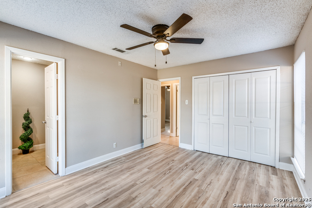 Image 11 of 25 For 14206 Short Horn