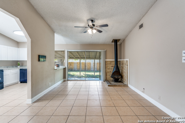 Image 6 of 25 For 14206 Short Horn