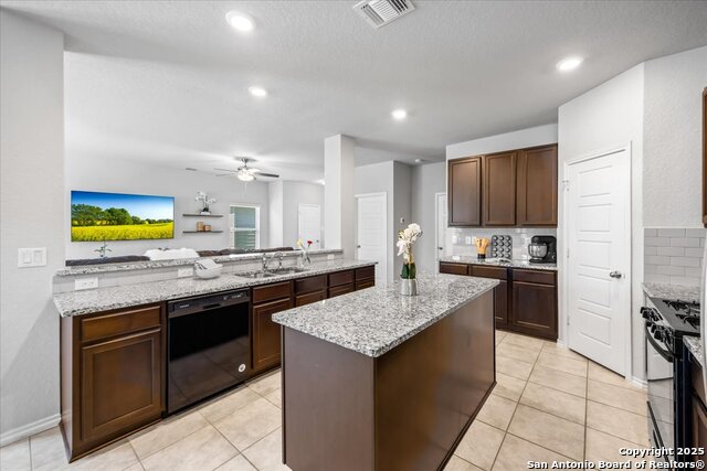 Image 16 of 34 For 140 Whitetail Pass