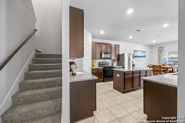 Image 19 of 34 For 140 Whitetail Pass