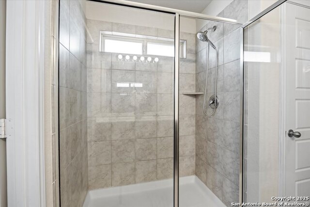 Image 26 of 34 For 140 Whitetail Pass