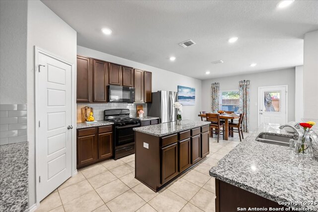 Image 4 of 34 For 140 Whitetail Pass