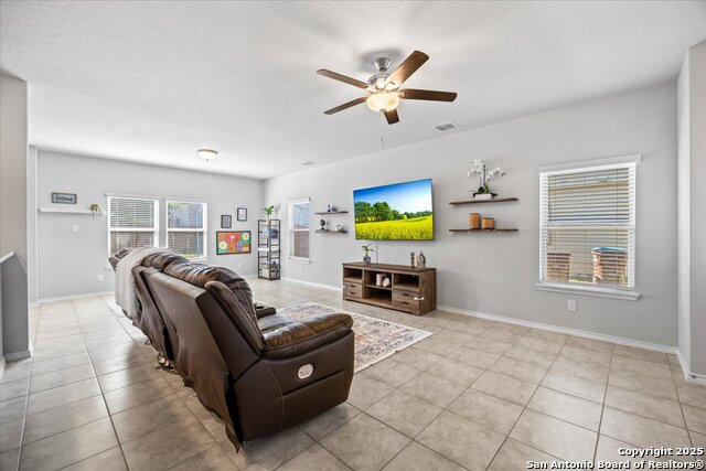 Image 8 of 34 For 140 Whitetail Pass