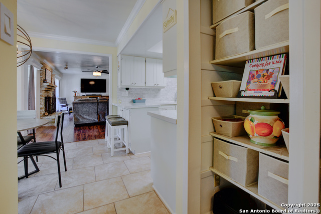 Image 19 of 43 For 310 Stoneham Circle