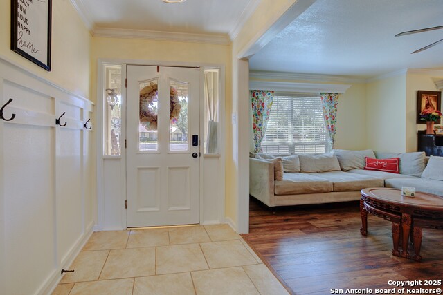 Image 3 of 43 For 310 Stoneham Circle