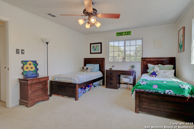 Image 32 of 43 For 310 Stoneham Circle