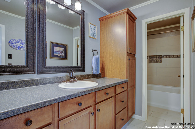 Image 33 of 43 For 310 Stoneham Circle