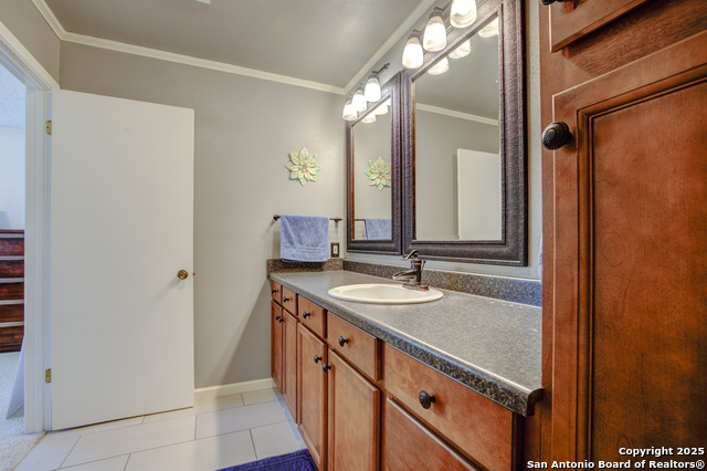 Image 34 of 43 For 310 Stoneham Circle