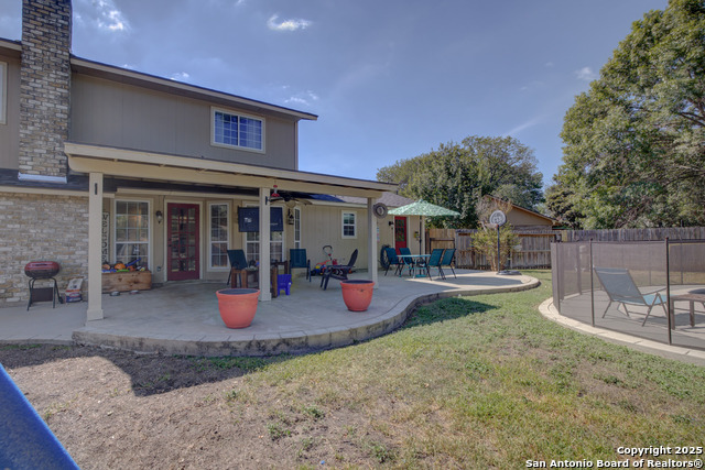 Image 35 of 43 For 310 Stoneham Circle