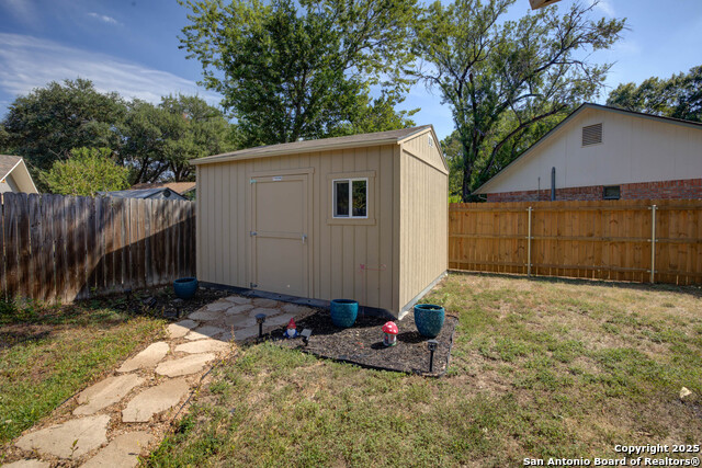 Image 40 of 43 For 310 Stoneham Circle