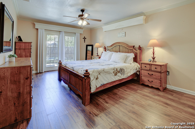 Image 8 of 43 For 310 Stoneham Circle