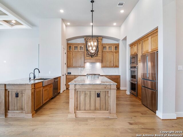 Listing photo id 15 for 2129 Glendon Drive