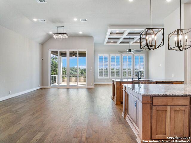 Listing photo id 16 for 2129 Glendon Drive