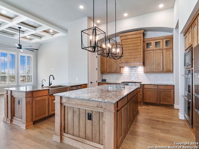 Listing photo id 17 for 2129 Glendon Drive