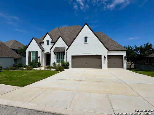 Listing photo id 0 for 2129 Glendon Drive