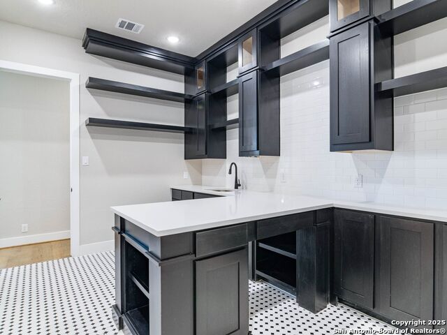 Listing photo id 25 for 2129 Glendon Drive