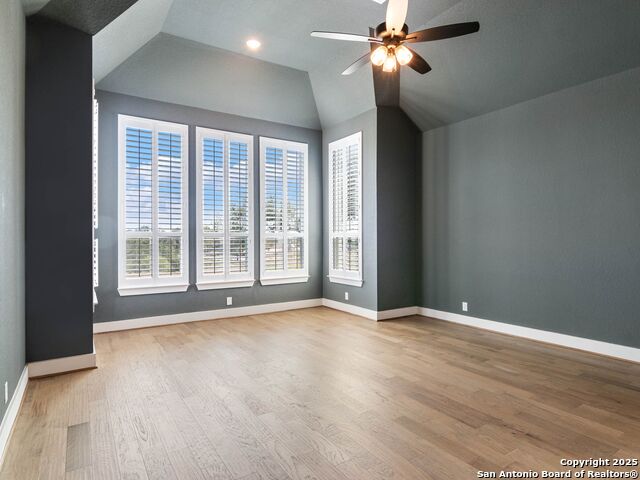 Listing photo id 27 for 2129 Glendon Drive