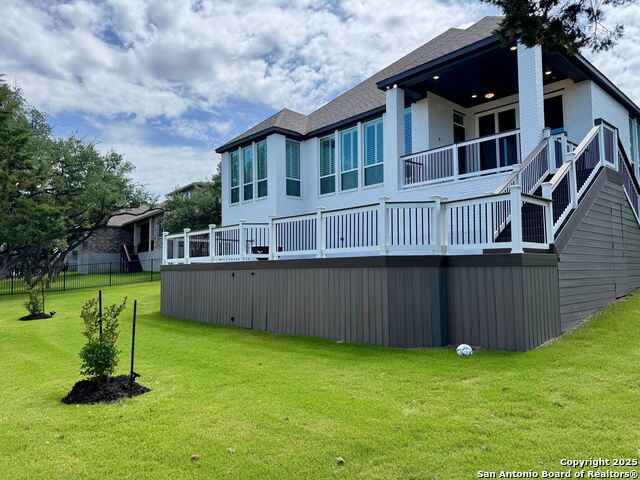 Listing photo id 47 for 2129 Glendon Drive