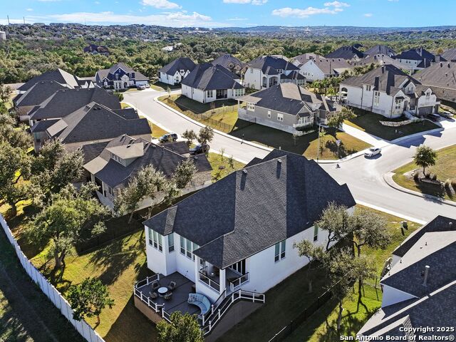 Listing photo id 53 for 2129 Glendon Drive