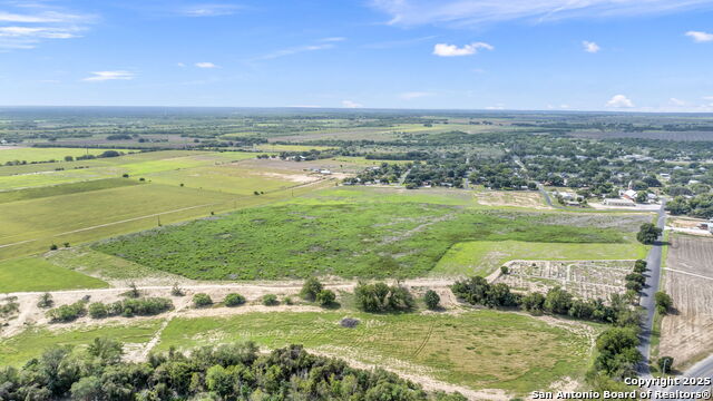Listing photo id 8 for 00 County Road 585