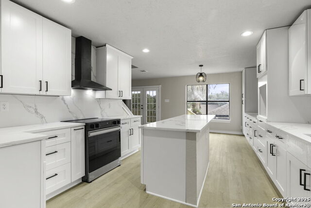 Image 19 of 49 For 7738 Oakhill Park