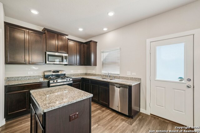 Image 10 of 32 For 15015 Costa Leon