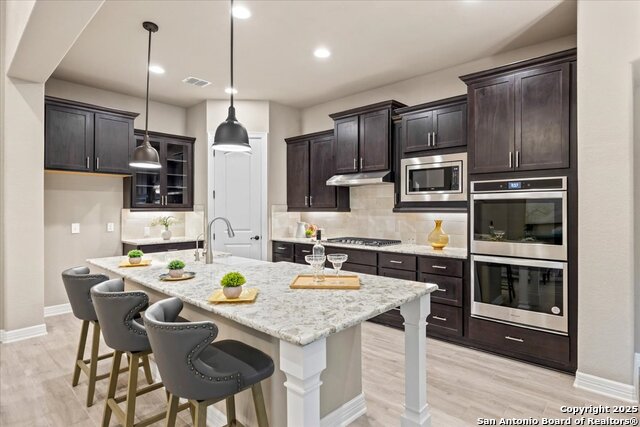 Image 18 of 54 For 1622 Buttonwood