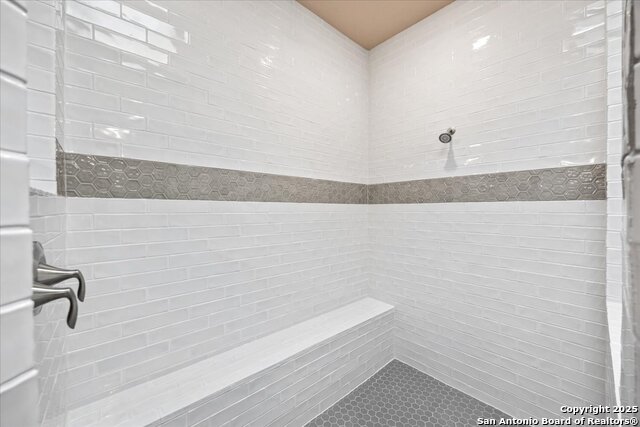 Image 27 of 54 For 1622 Buttonwood