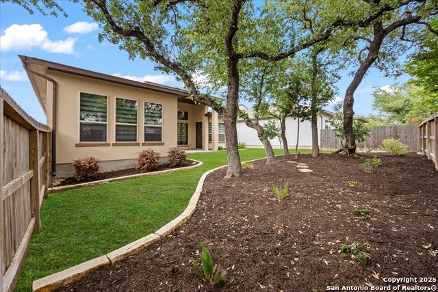 Image 35 of 54 For 1622 Buttonwood