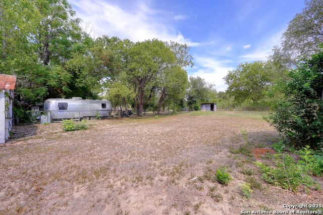 Image 15 of 23 For 815 Pecan