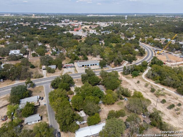 Image 23 of 23 For 815 Pecan