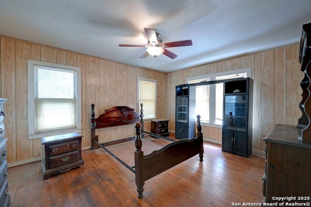 Image 8 of 23 For 815 Pecan