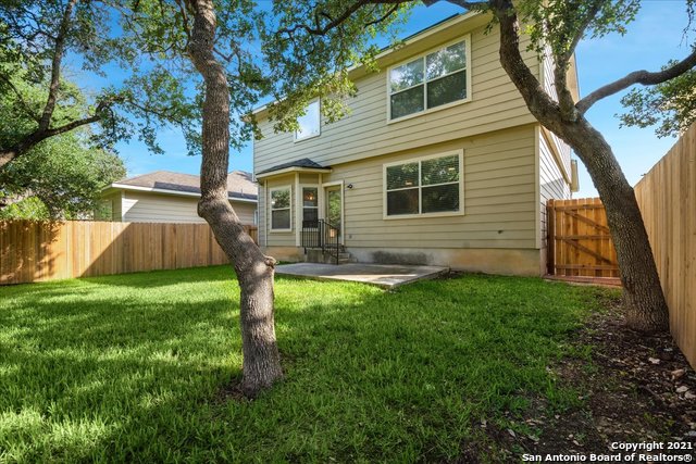 Image 24 of 41 For 23607 Silver Creek