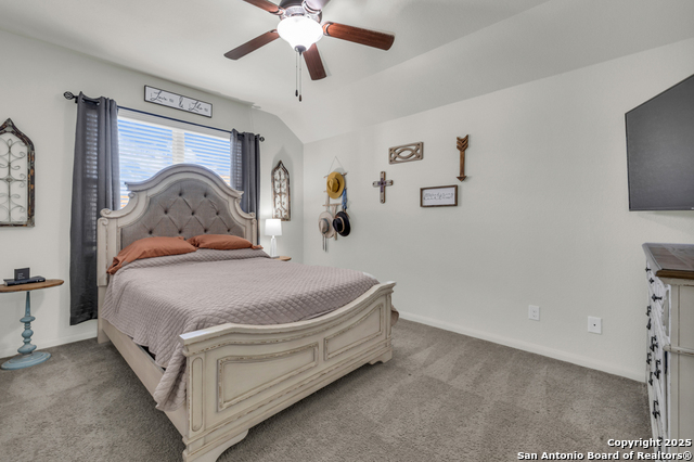 Image 15 of 26 For 327 Amaryllis